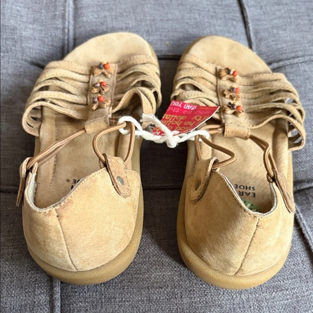 Earth Shoe Women's Tan Strappy Suede Sandals